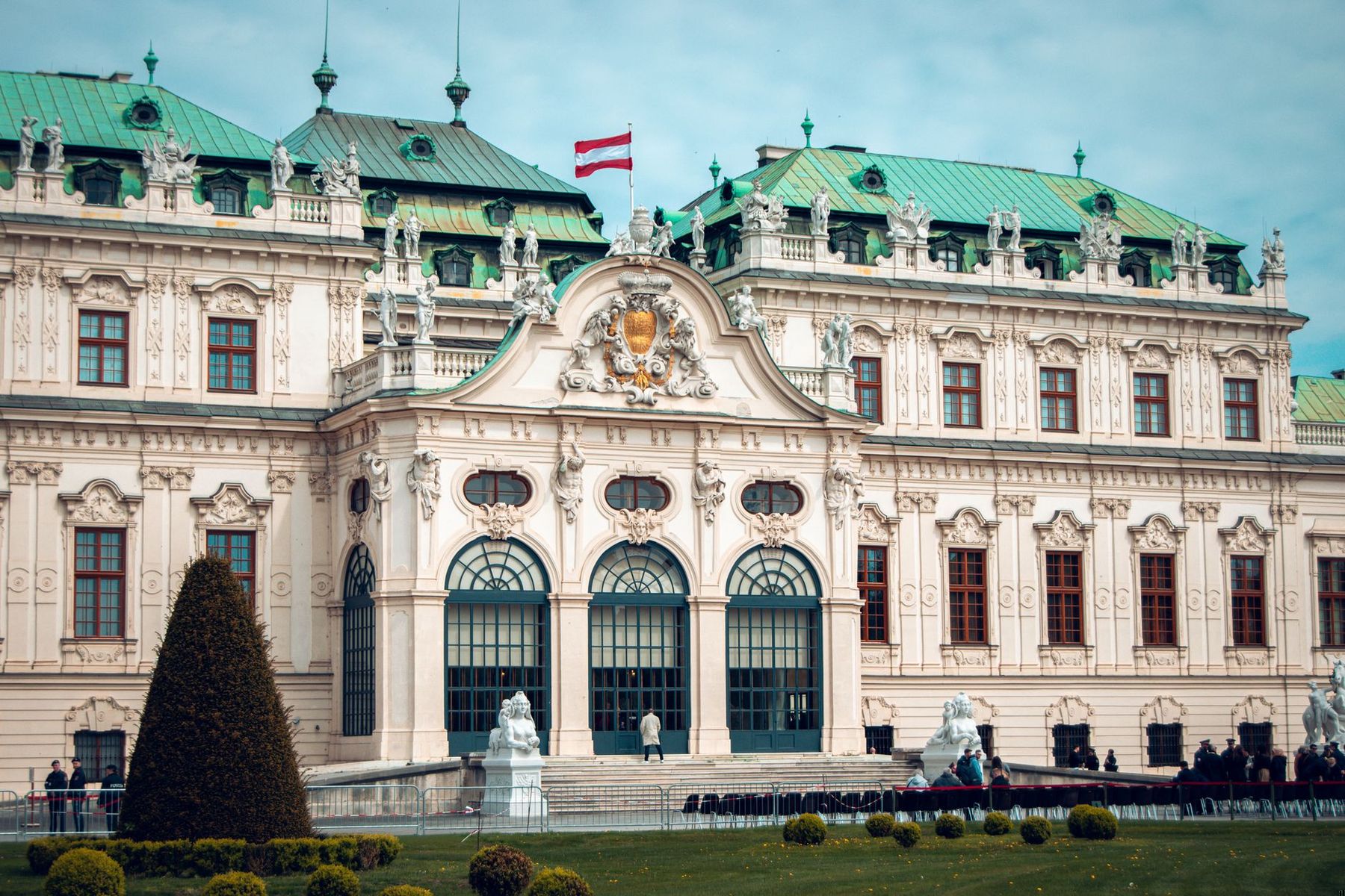 Upper Belvedere: the central bay and the stepped green roofs of the Upper Belvedere