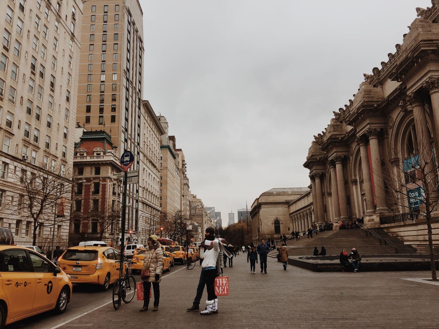 The Metropolitan Museum of Art: the approach along Fifth Avenue