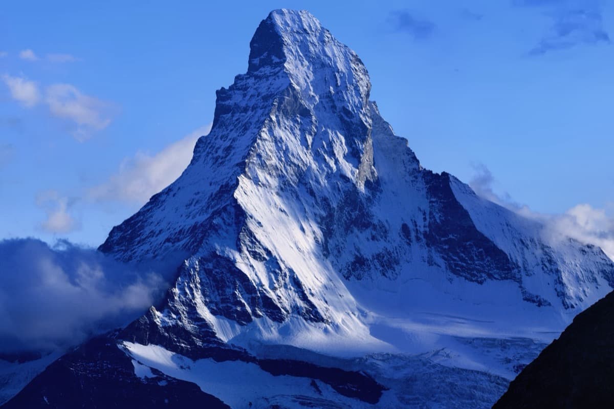 Self-Guided Walking Tours in Switzerland (2026)