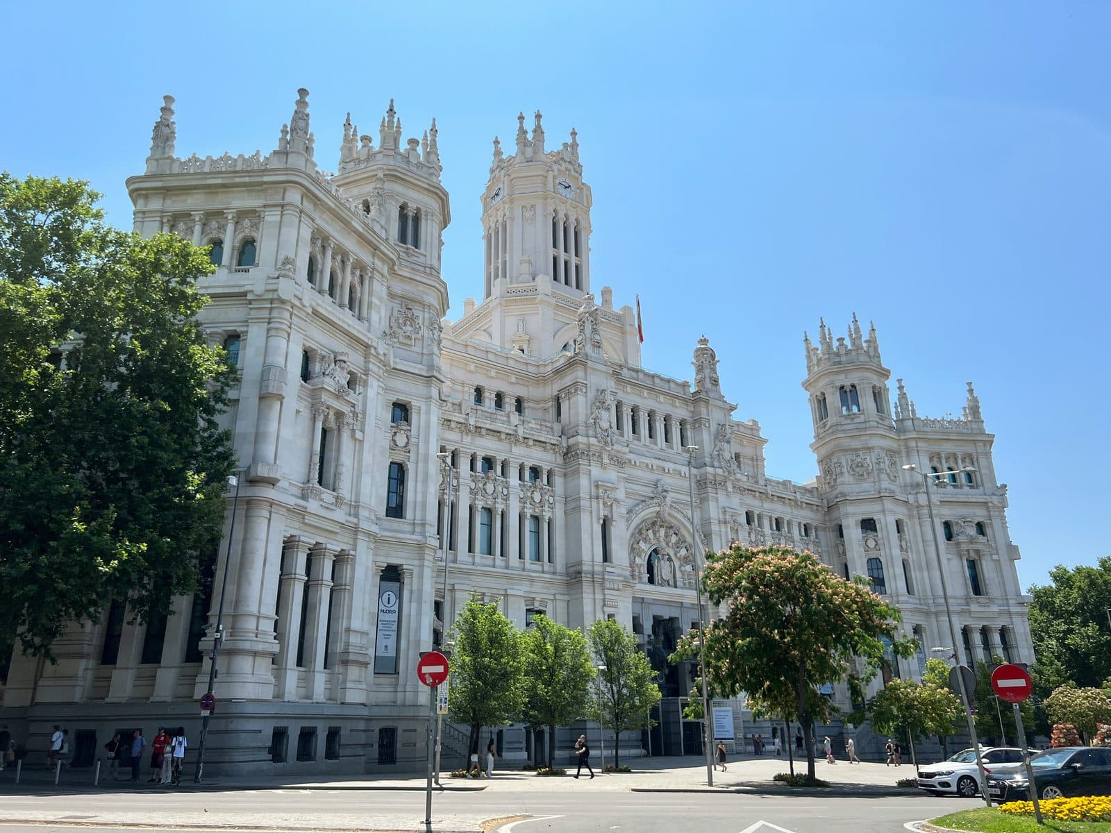 Capital by Decree: Why Madrid Is the Capital of Spain
