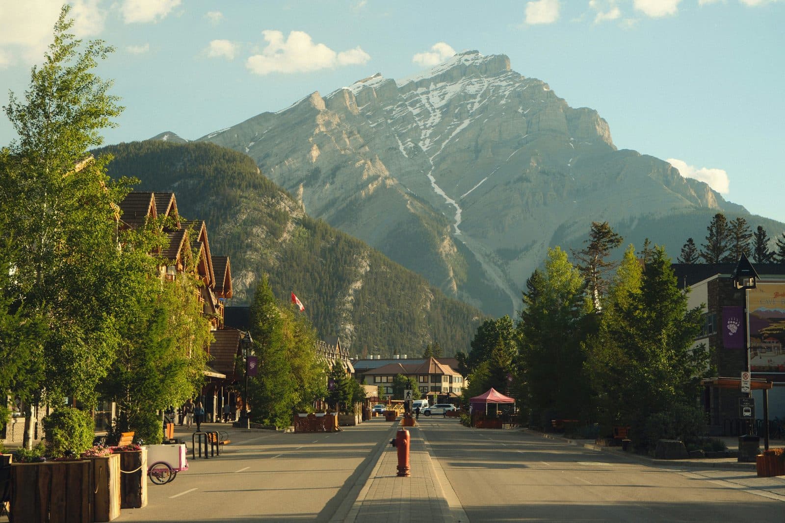 A National Park's Shopping Street: Walking the Town That Can't Grow