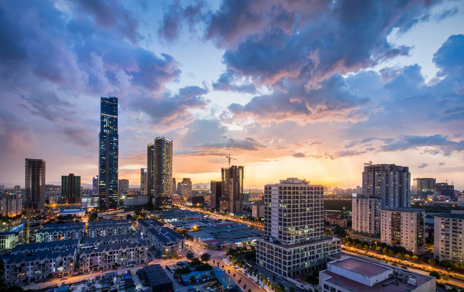 Hanoi Travel Guide: How Many Days, Getting Around, When to Go (2026)