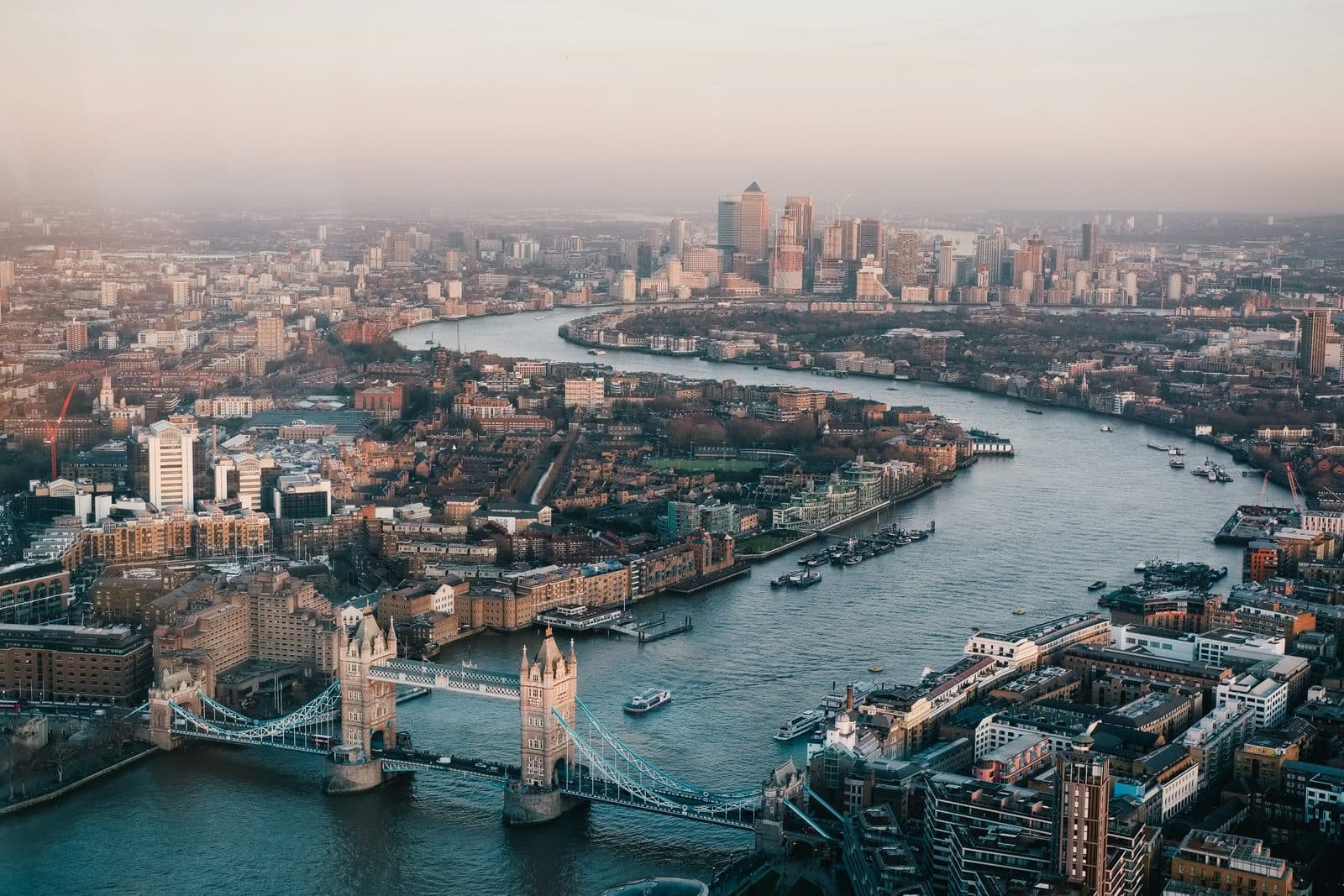 London Travel Guide: How Many Days, Getting Around, When to Go (2026)