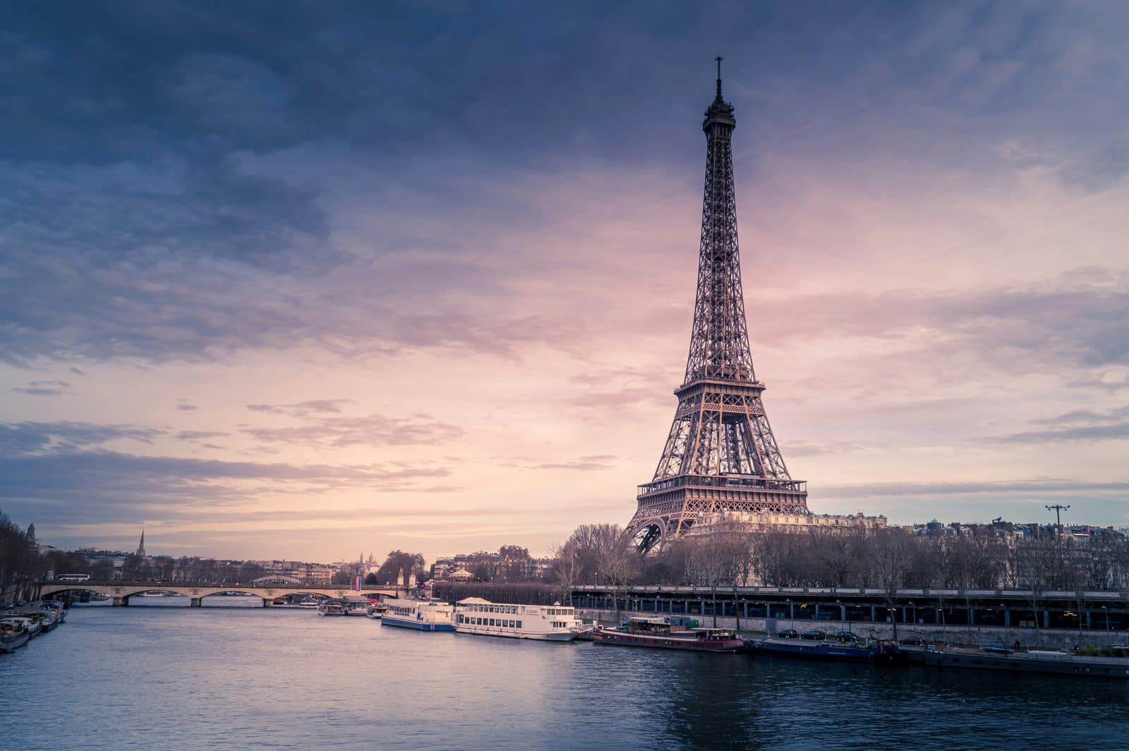 One Day in Paris: A Walkable Right-Bank-to-Latin-Quarter Itinerary (2026)