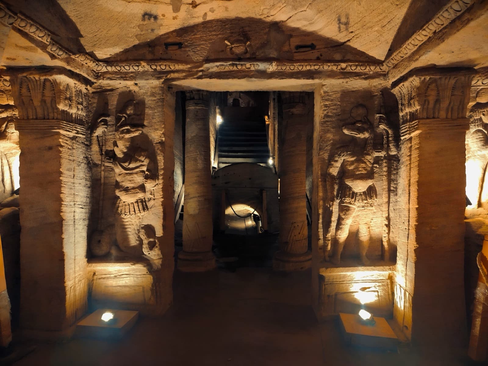 The Catacombs of Kom el-Shoqafa: Reading Alexandria's Fused Underworld