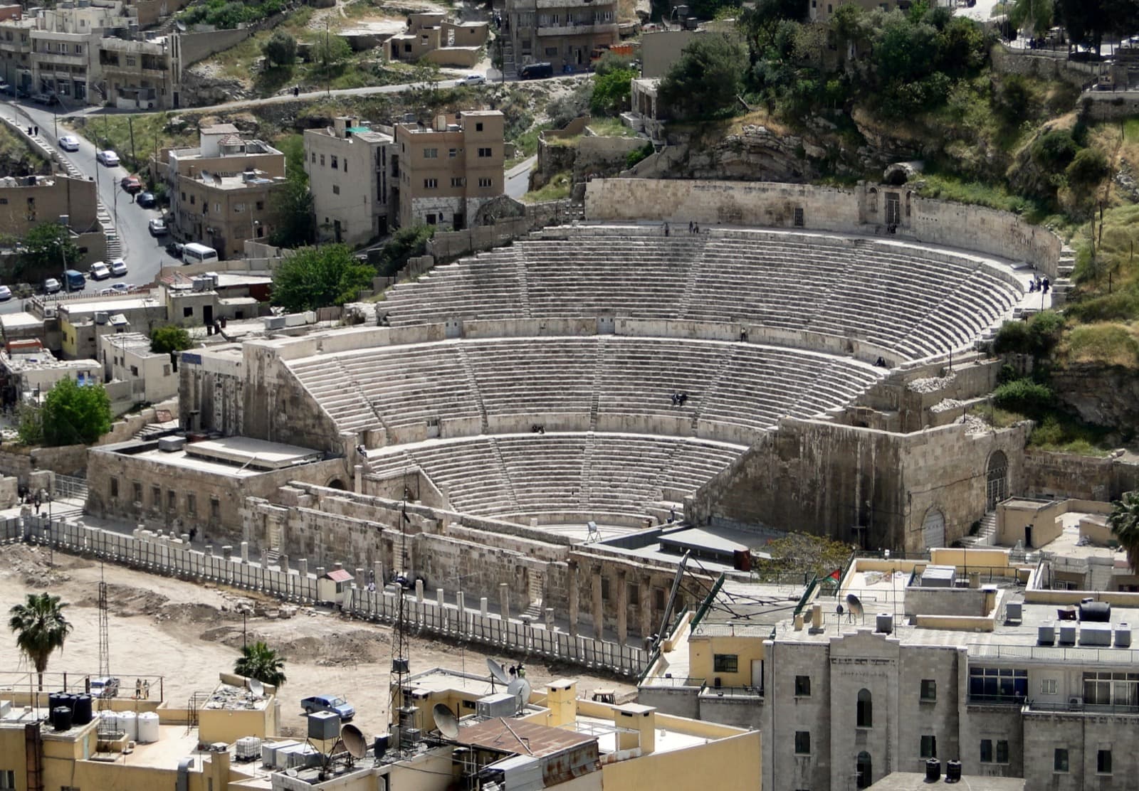 The Roman Theatre of Amman: Six Thousand Seats Cut for Shade