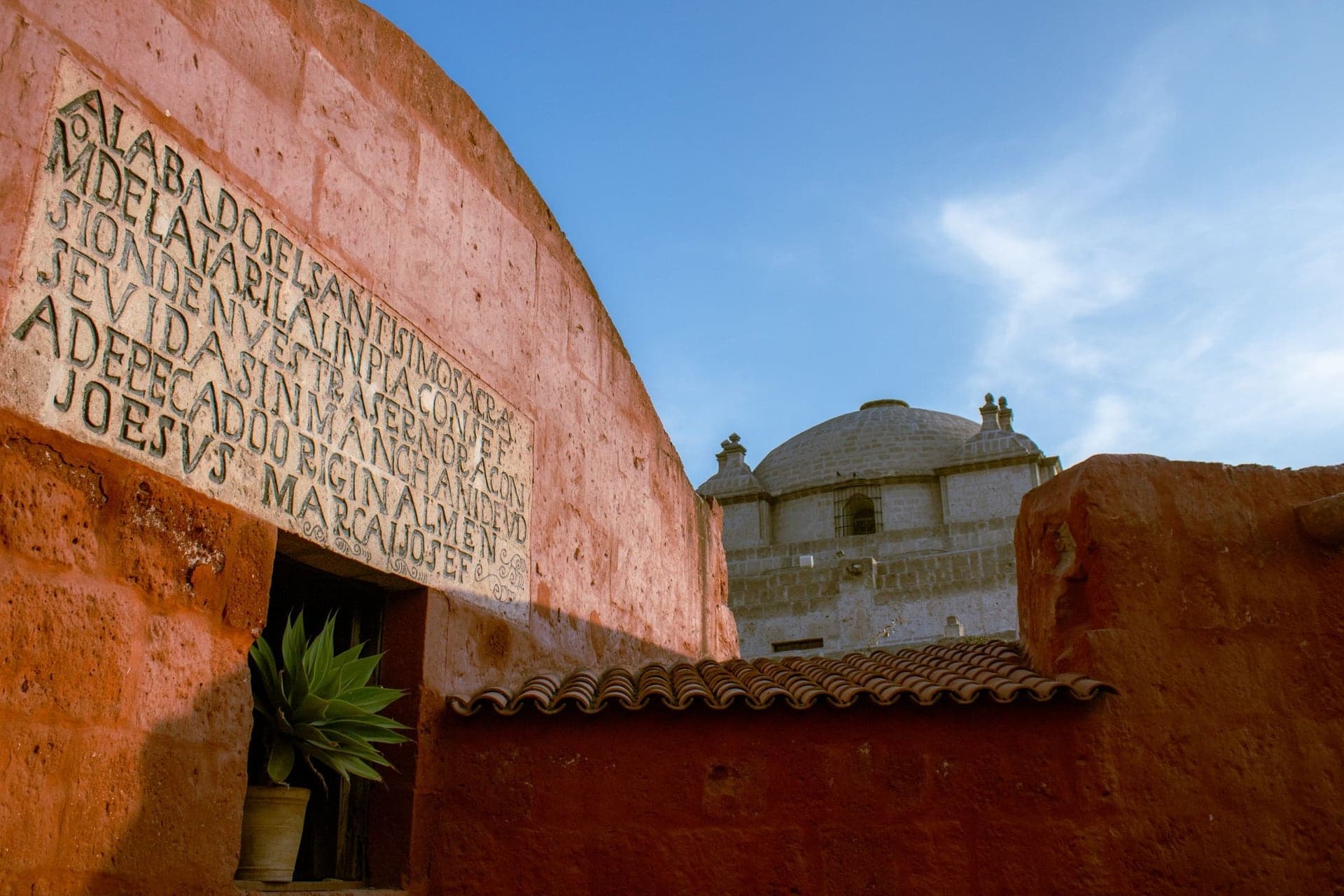 Santa Catalina Monastery: A Wall That Shows Nothing