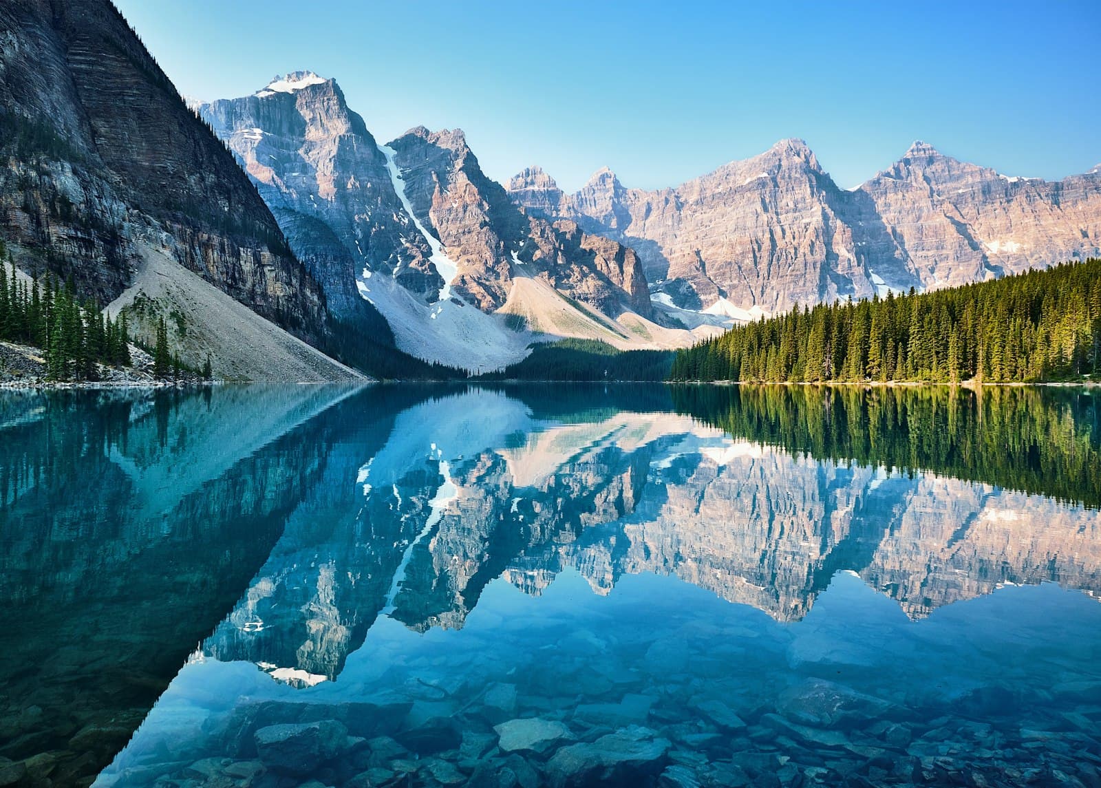 Banff Avenue: The Town That Isn't Allowed to Grow