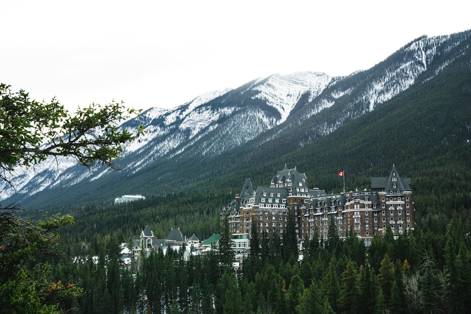 The Castle Built to Sell the Wilderness