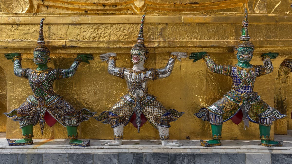 The Emerald Buddha and the Palace: How Bangkok Was Built to Replace a City That Burned