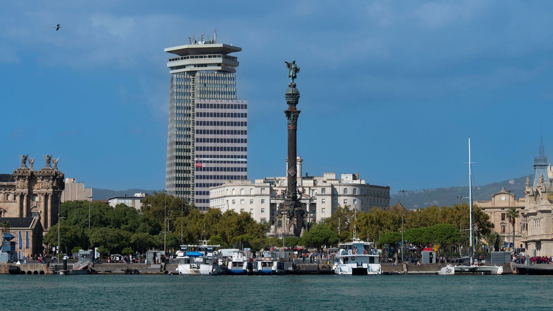 Columbus Monument: A Column of Catalan Iron