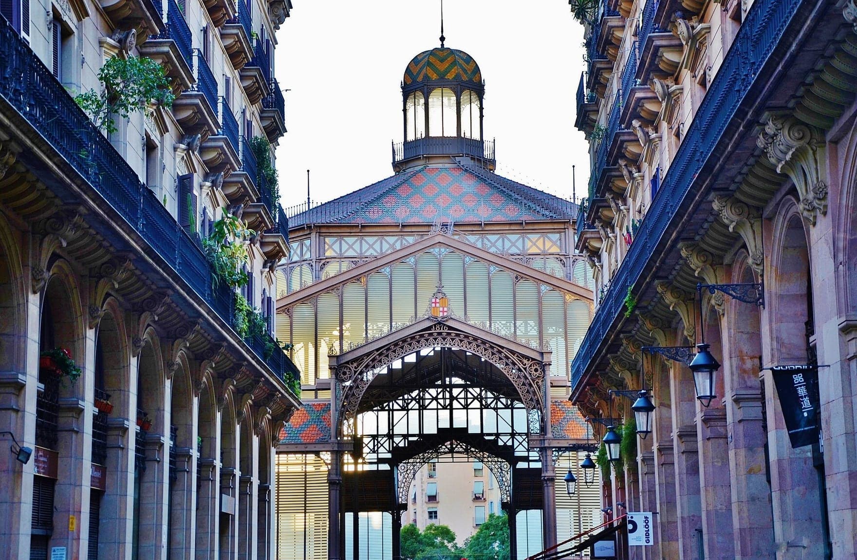 El Born: The Streets Under the Market