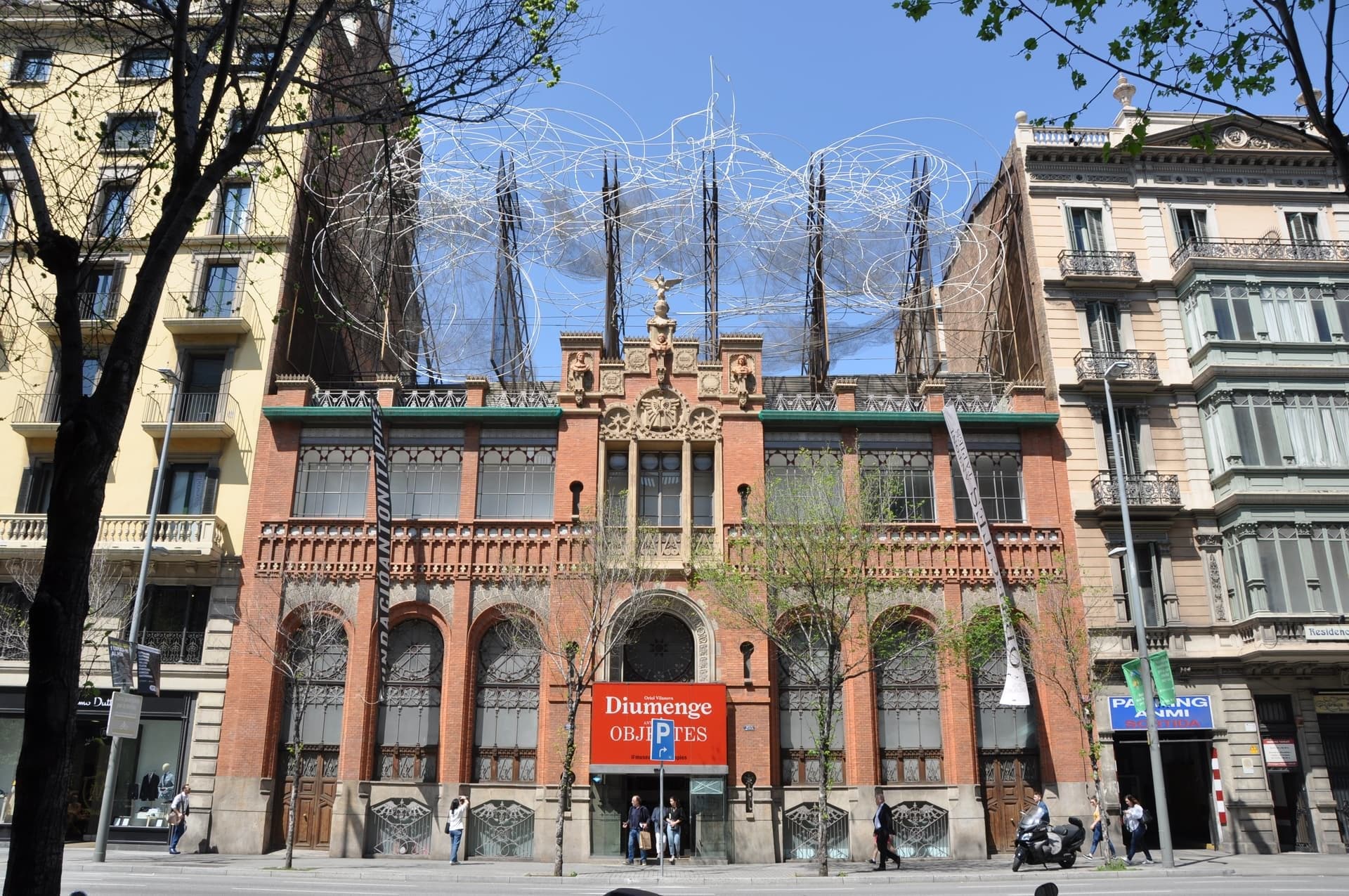 Museu Tàpies: Brick, Iron and a Cloud