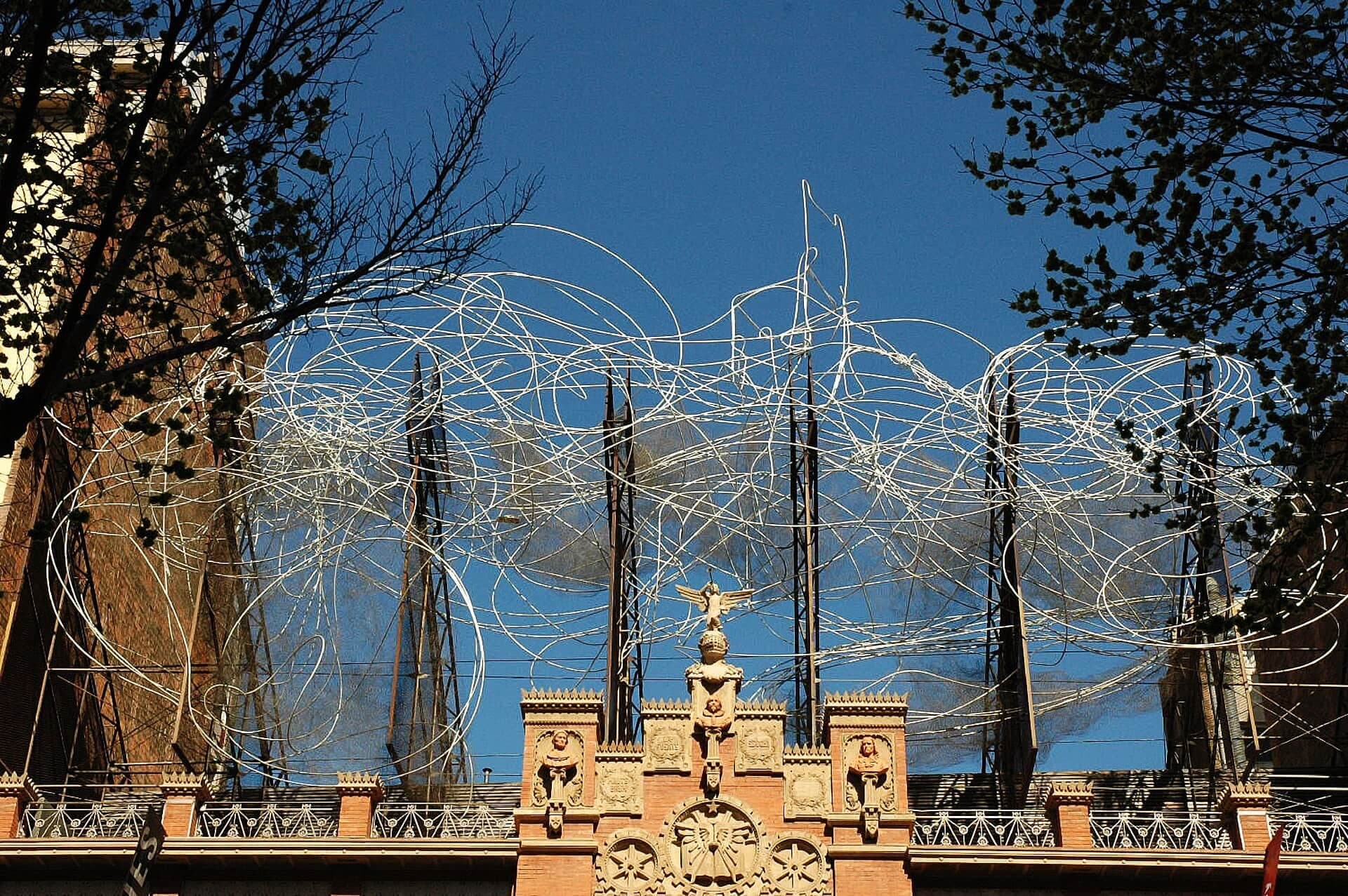 Museu Tàpies: Brick, Iron and a Cloud