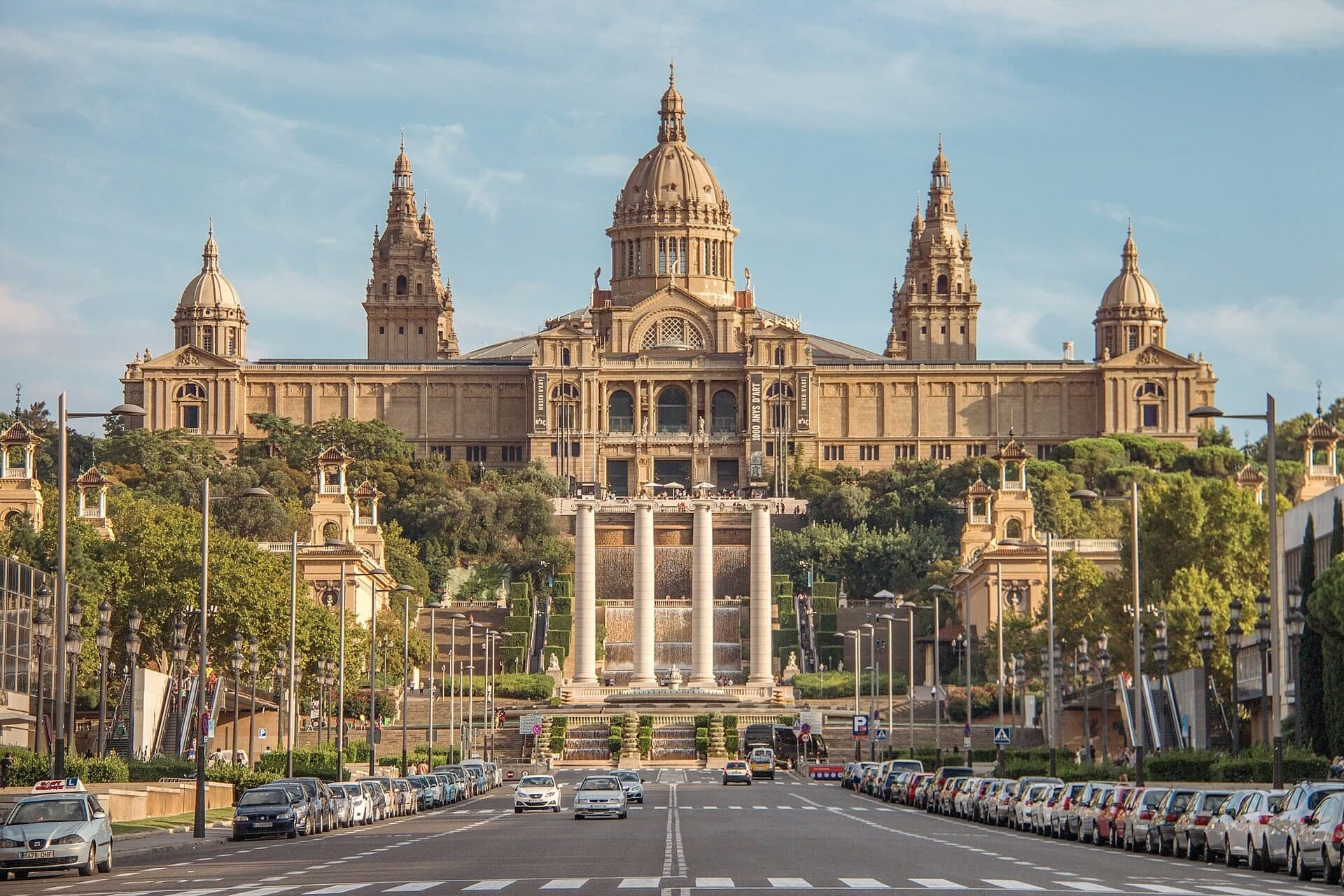 Avinguda de la Reina Maria Cristina: A Runway of Light