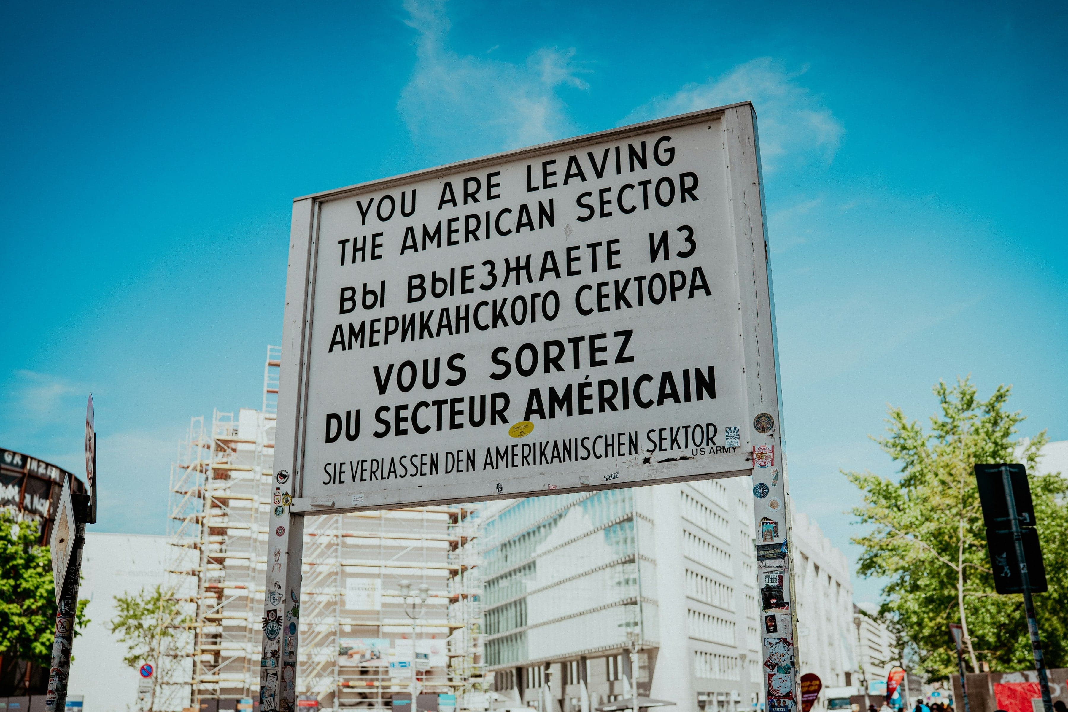 Checkpoint Charlie and the Topography of Terror: Marked or Hidden