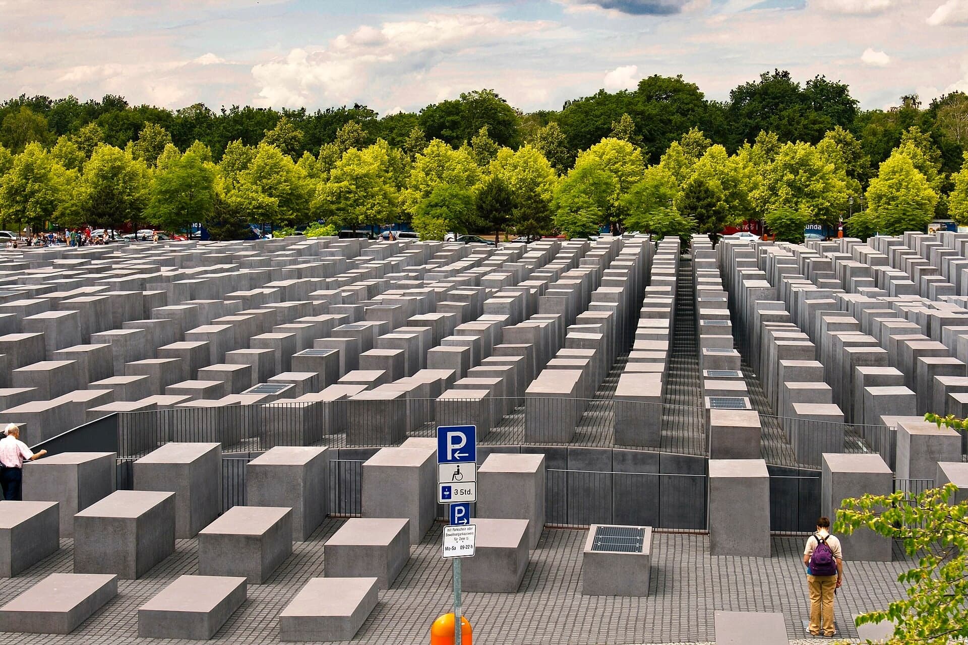 Memorial to the Murdered Jews of Europe: The Field's Edge
