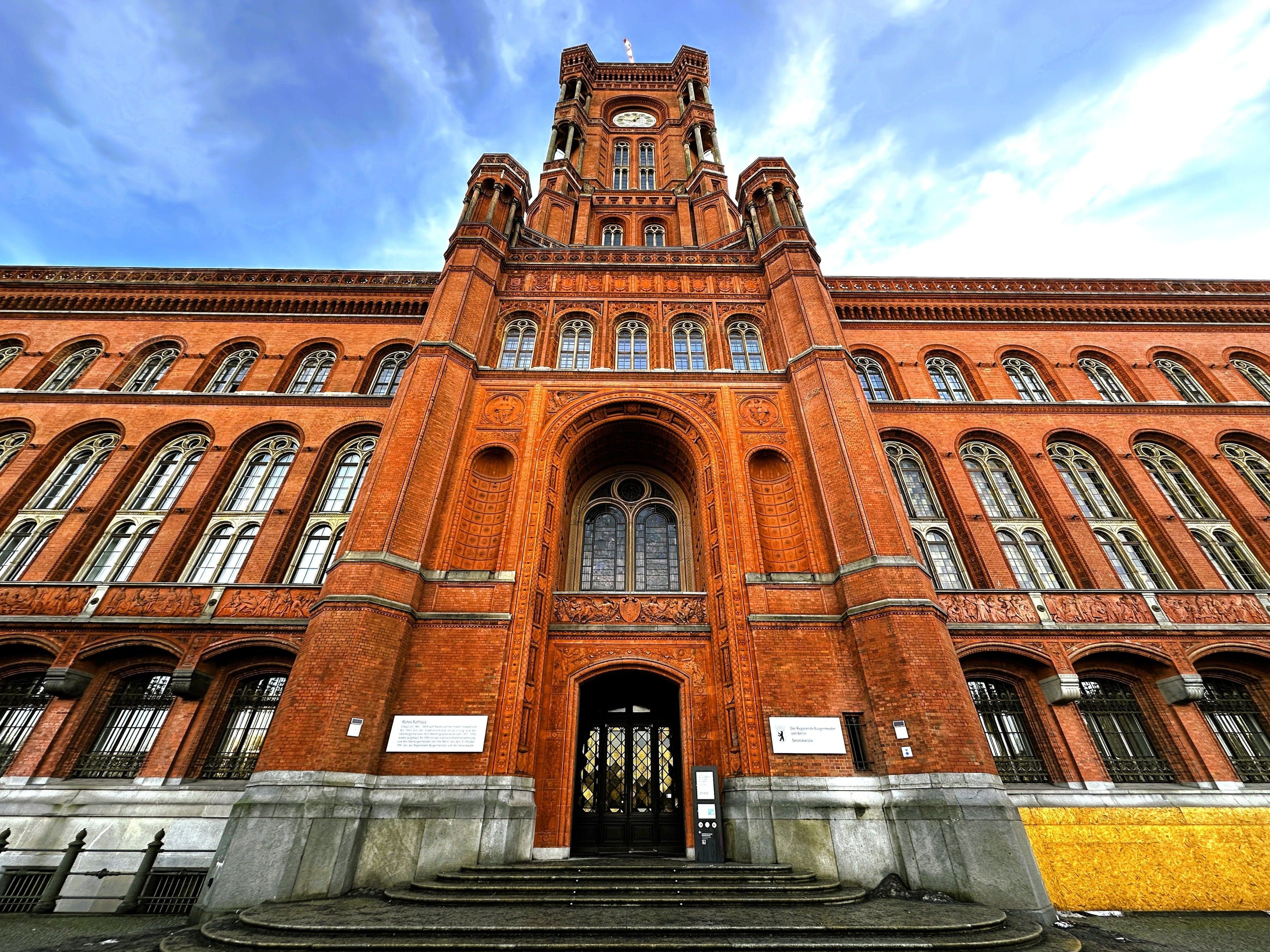 Nikolaiviertel and Alexanderplatz: Four Churches, One War