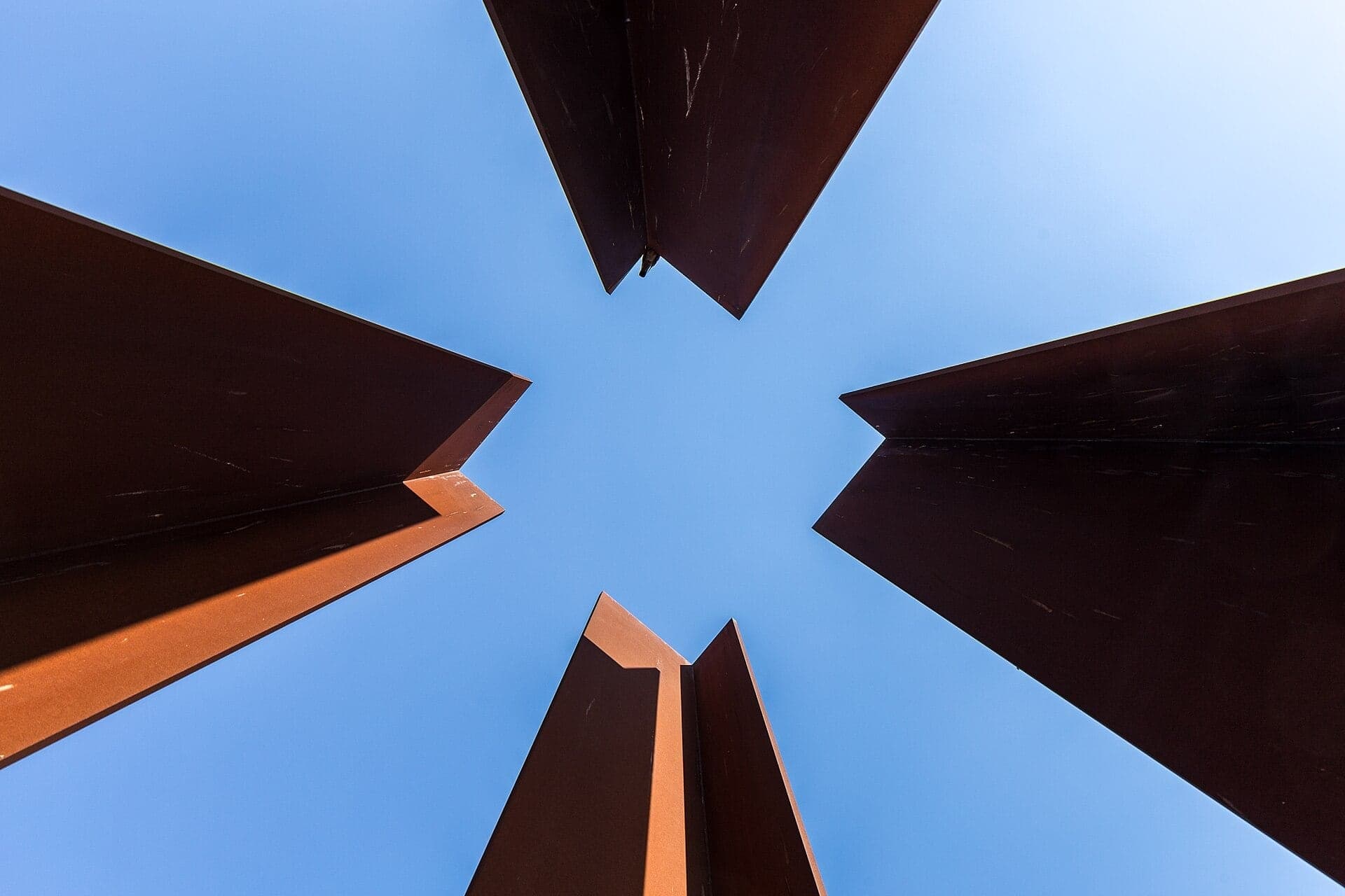 Watchtower Marker: A Tower Drawn in Steel