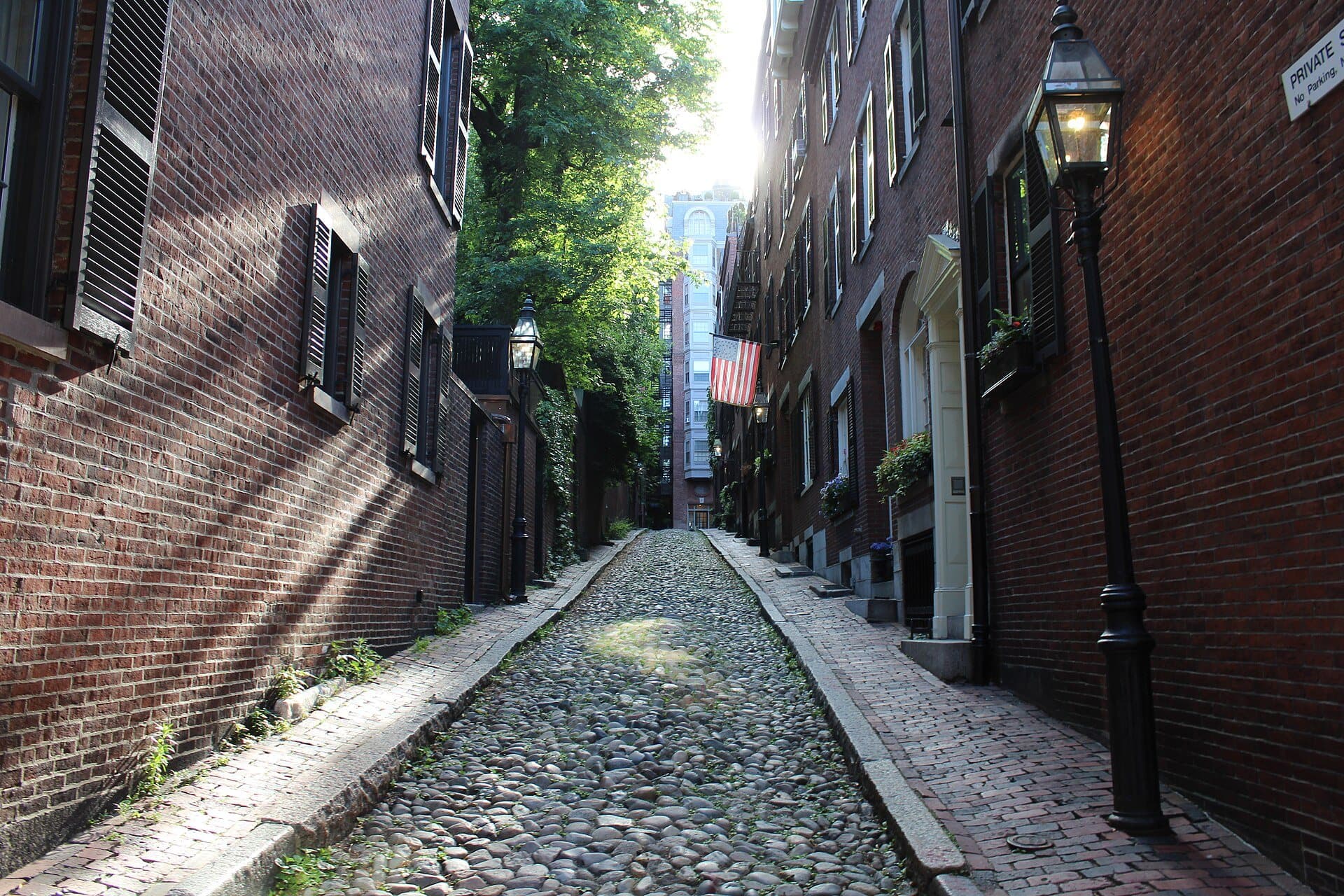 Acorn Street: A Lane of River Stones