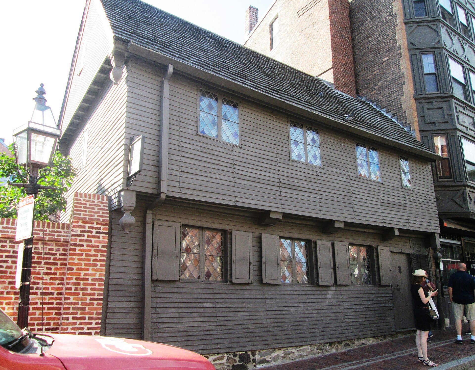 Paul Revere House: Timber Beside Brick