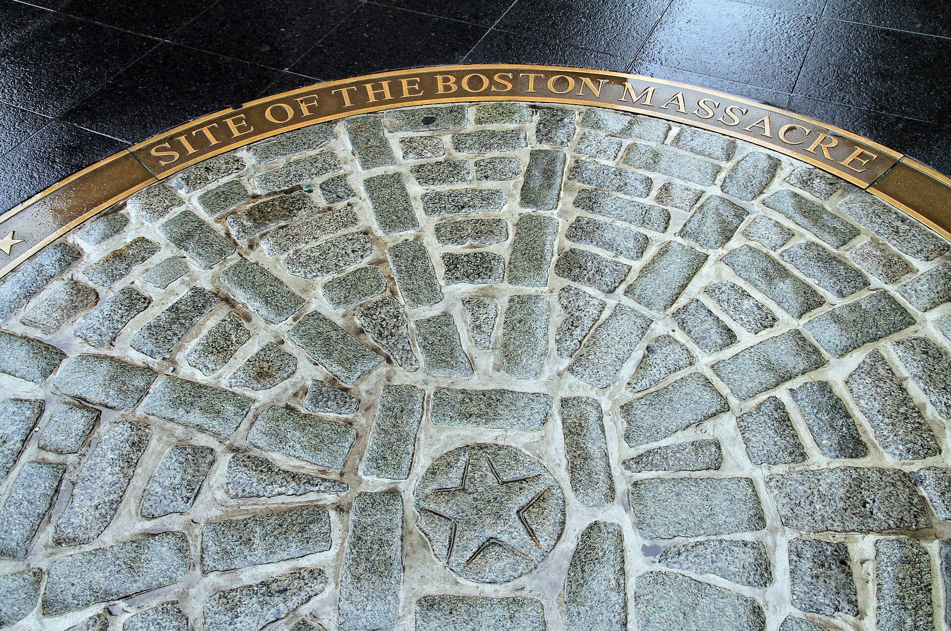 Old State House: The Balcony and the Massacre Ring