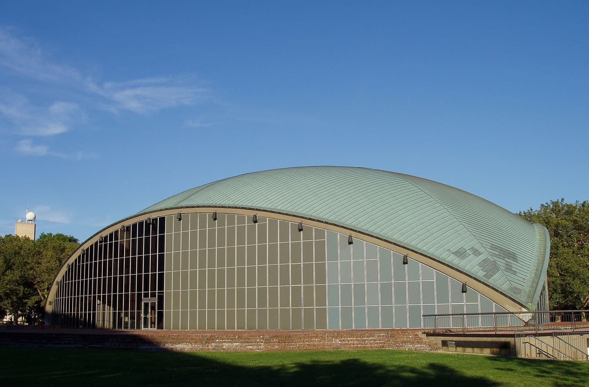 Kresge and the MIT Chapel: Shell and Drum