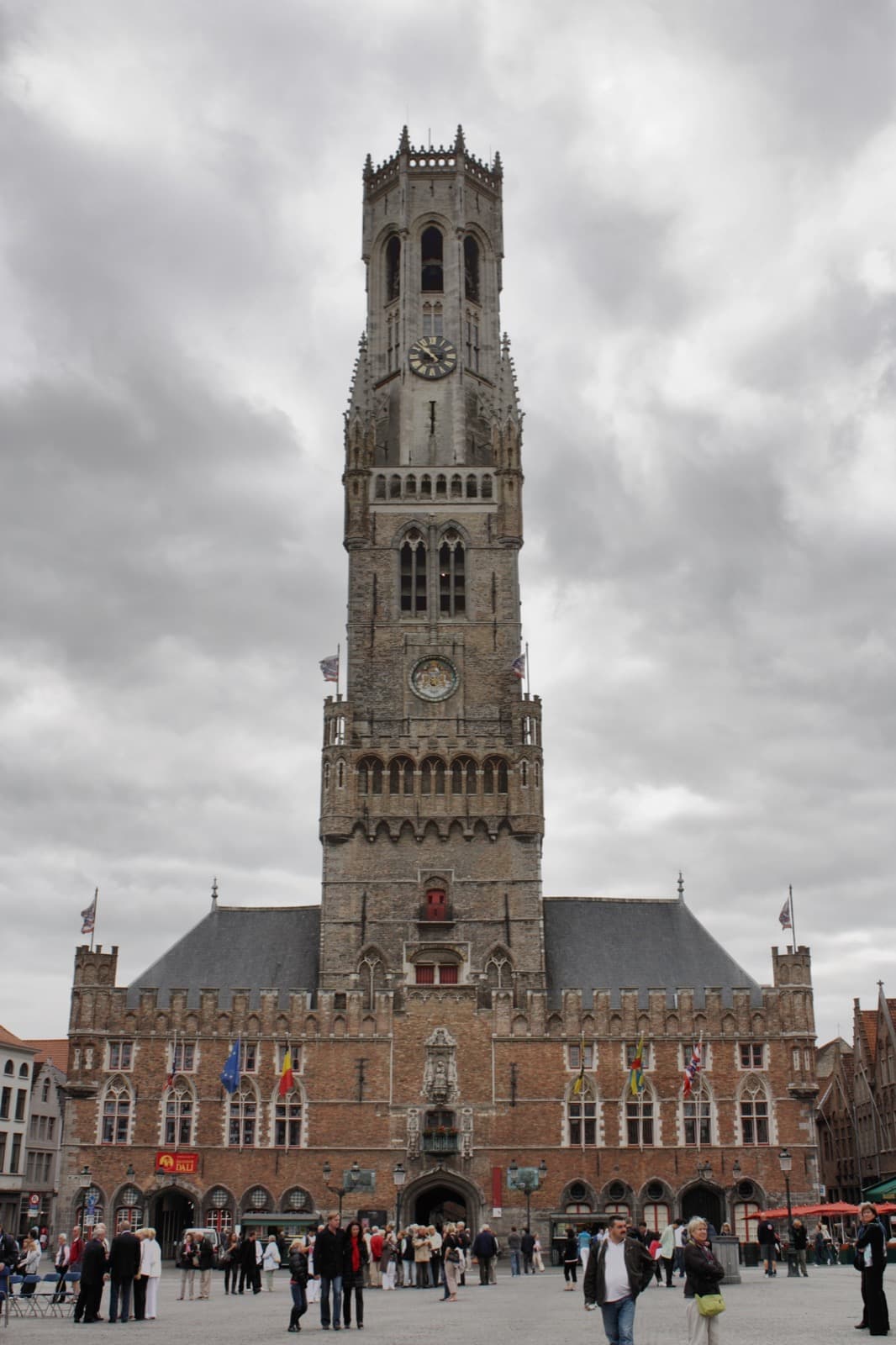 The Markt and the Belfry: How Two Squares Ran Medieval Bruges