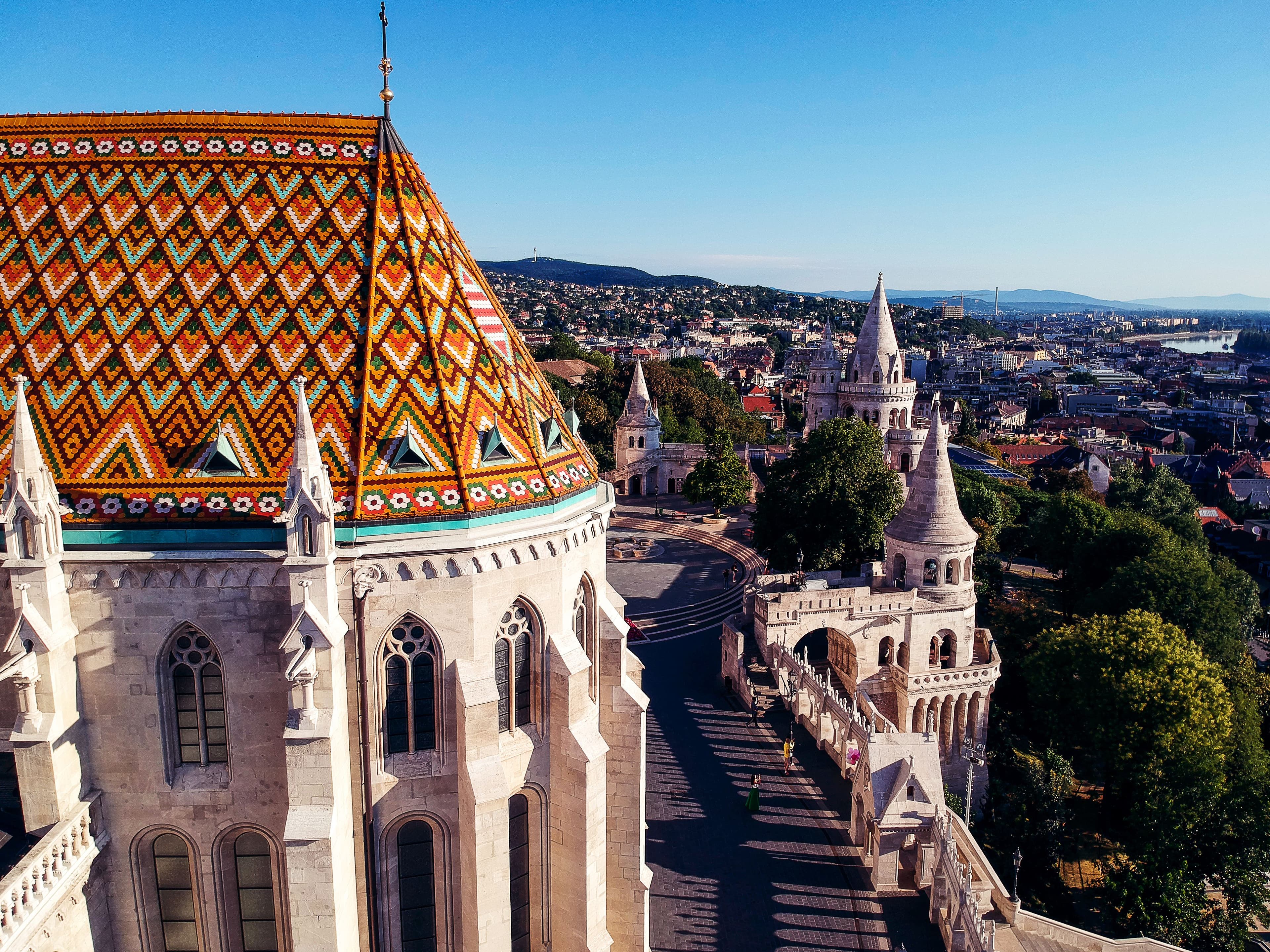 Buda Castle District: Palace, Matthias Church and Fisherman's Bastion