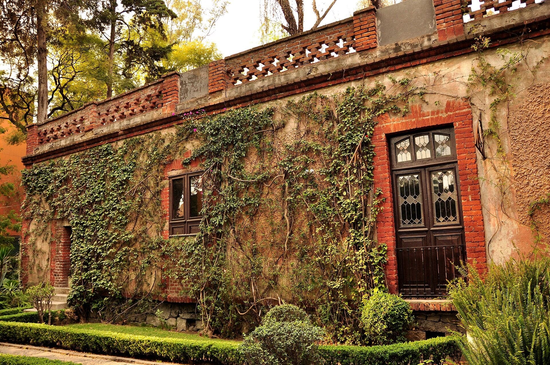 Trotsky's House: The Walls That Failed