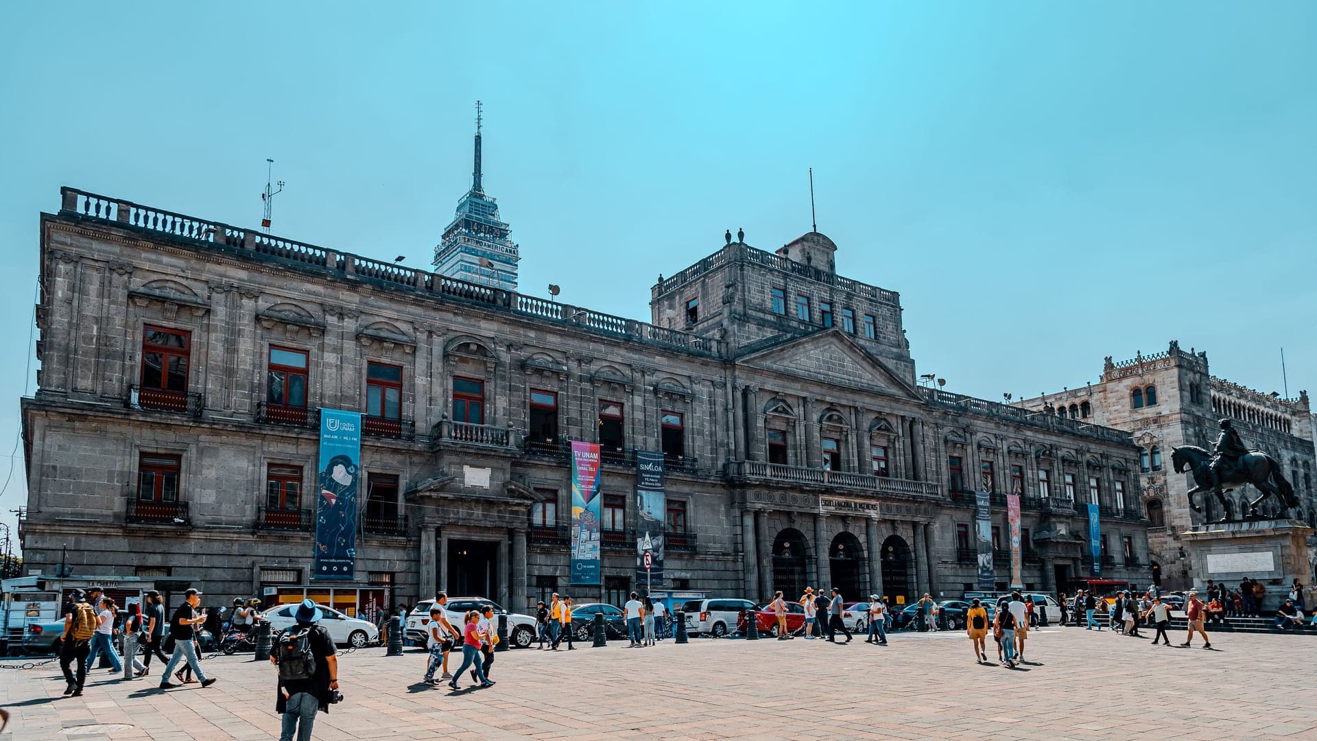 Plaza Manuel Tolsá: Three Ideas of a Capital