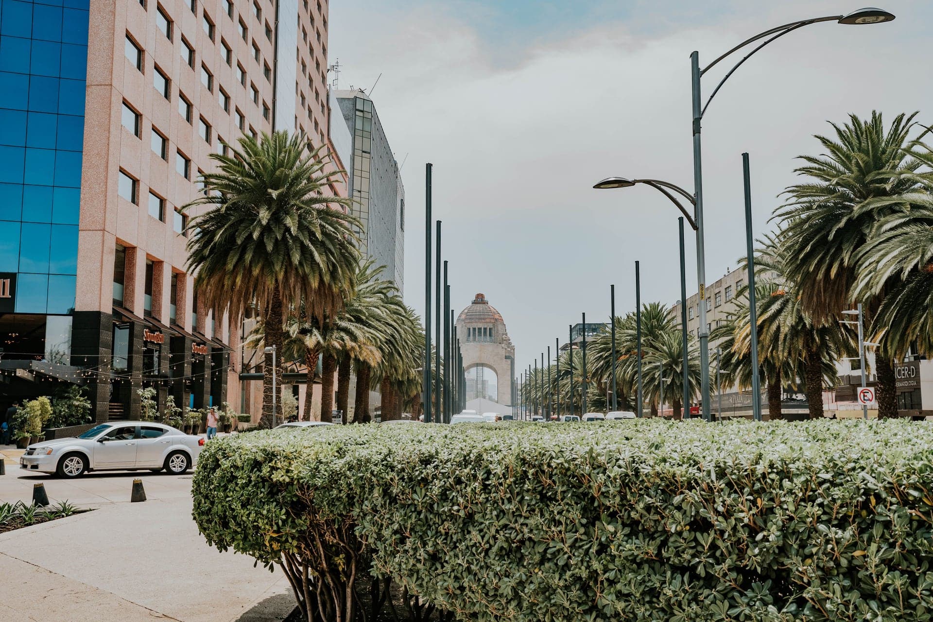 Monumento a la Revolución: A Dome for a Parliament That Never Sat