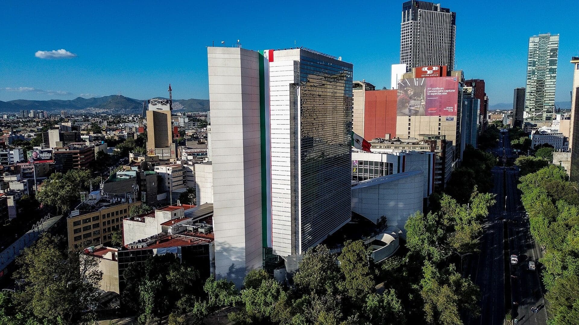 Senado de la República: A Parliament That Opened