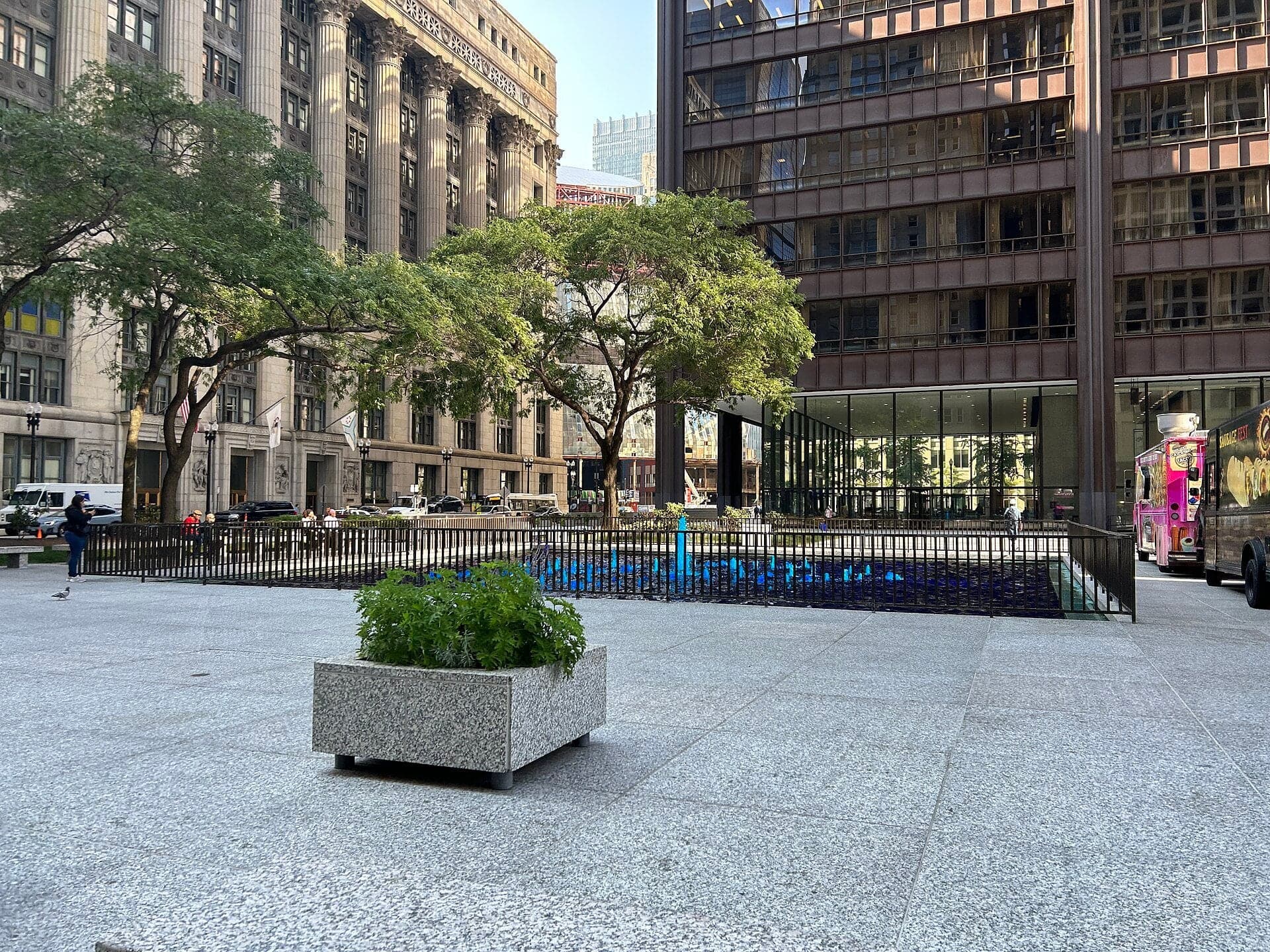 Daley Plaza: Steel That Rusts on Purpose