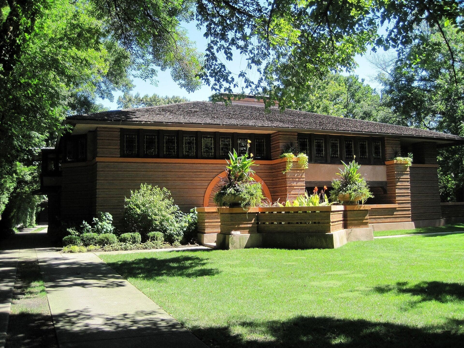 Heurtley House: Lines That Go Sideways