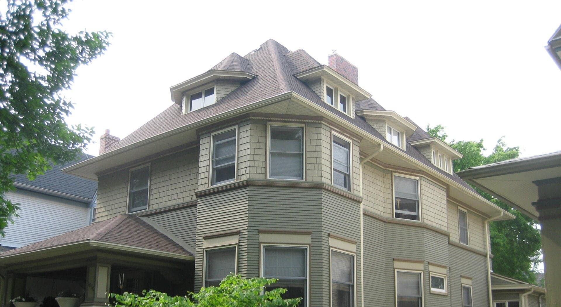 Woolley House: The Year He Went Solo
