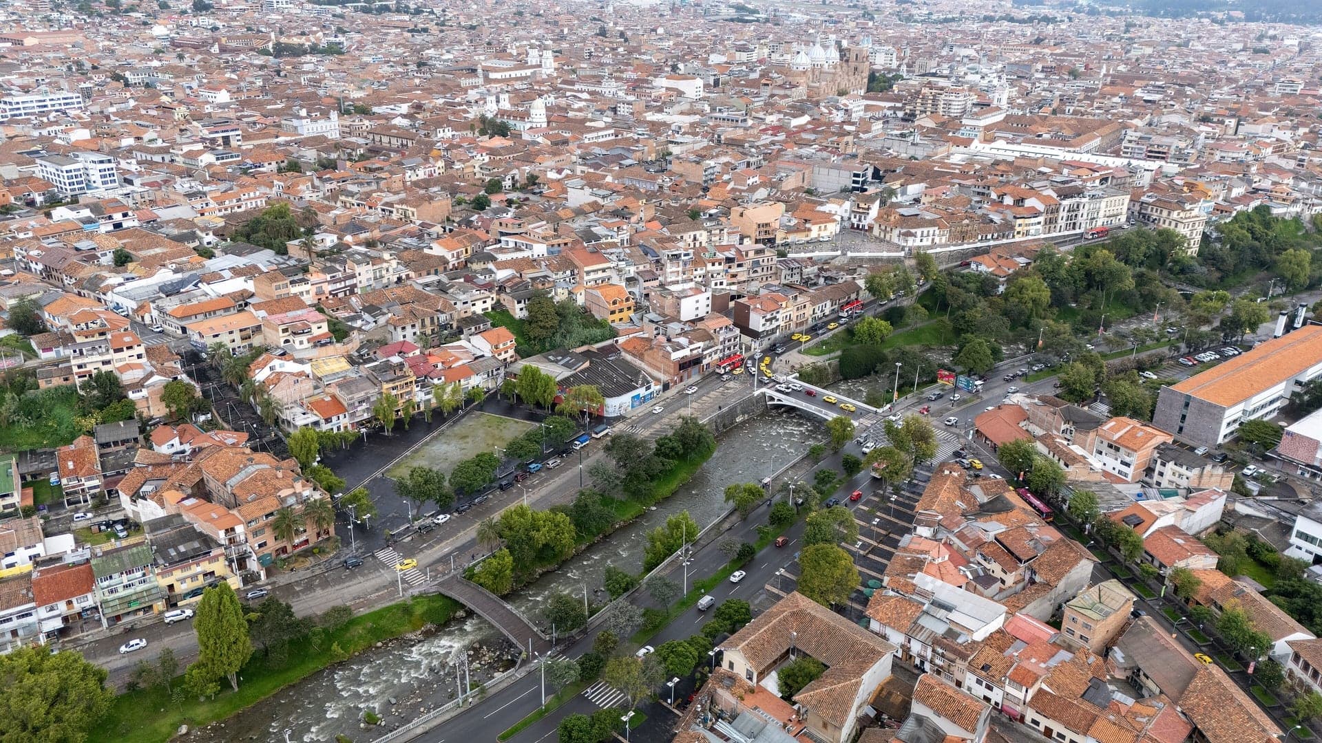 Plaza del Vado: The Old Way In