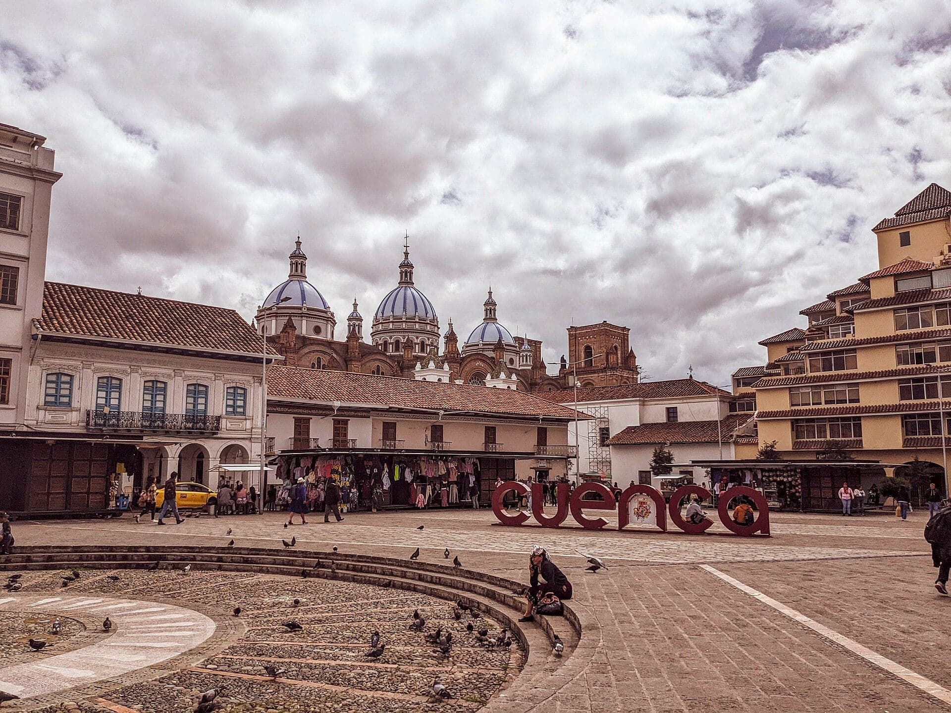 Plaza de San Francisco: The Gold That Stayed Inside