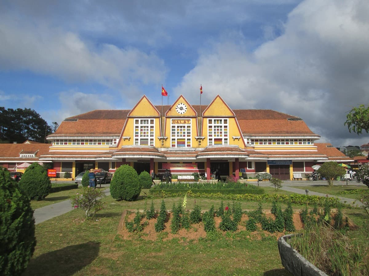 Da Lat Railway Station: The Climb Out of the Heat