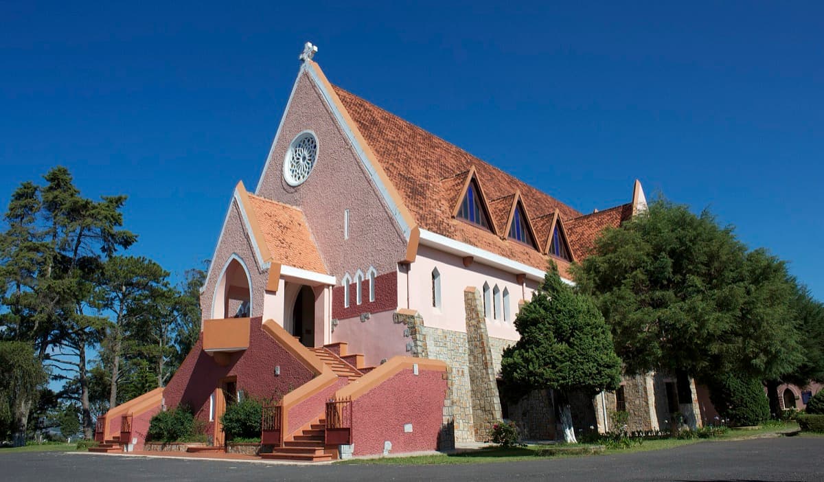 Domaine de Marie: The Pink Convent