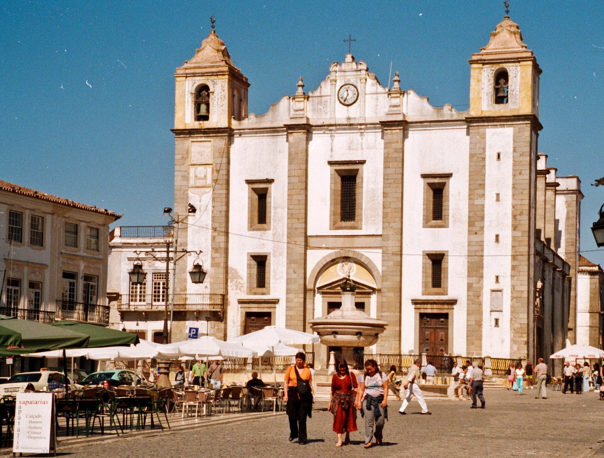 Igreja de Santo Antao: the cardinal's church