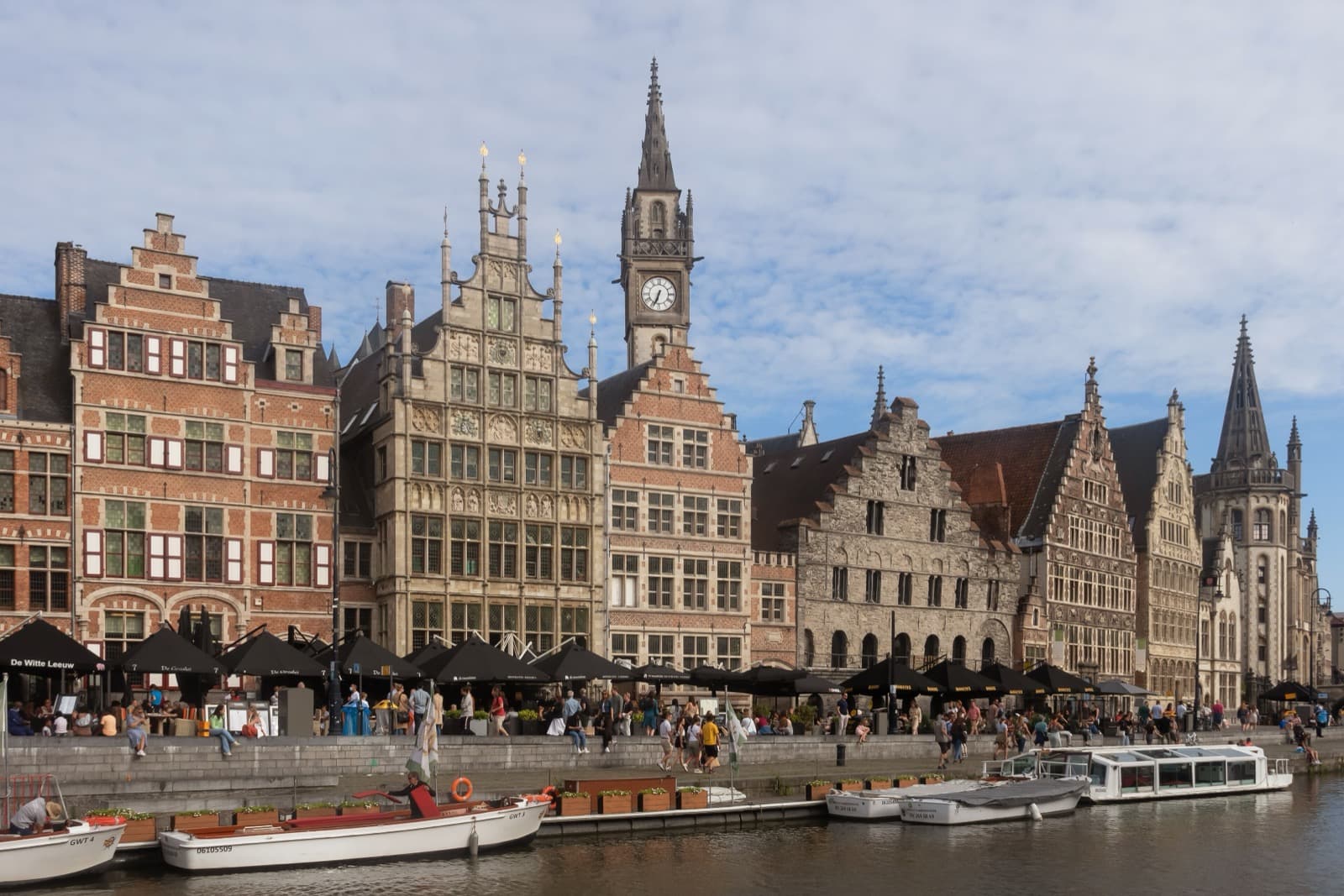Historic Center: The Harbour City of Three Towers