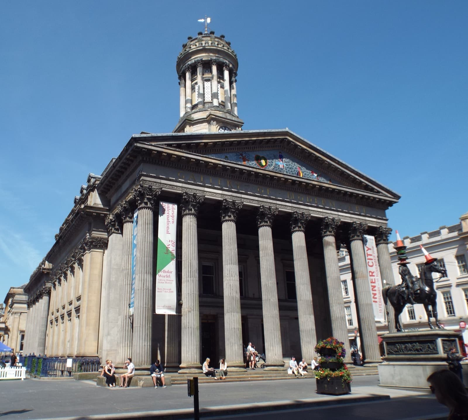 Glasgow Travel Guide: How Many Days, Getting Around, and When to Visit