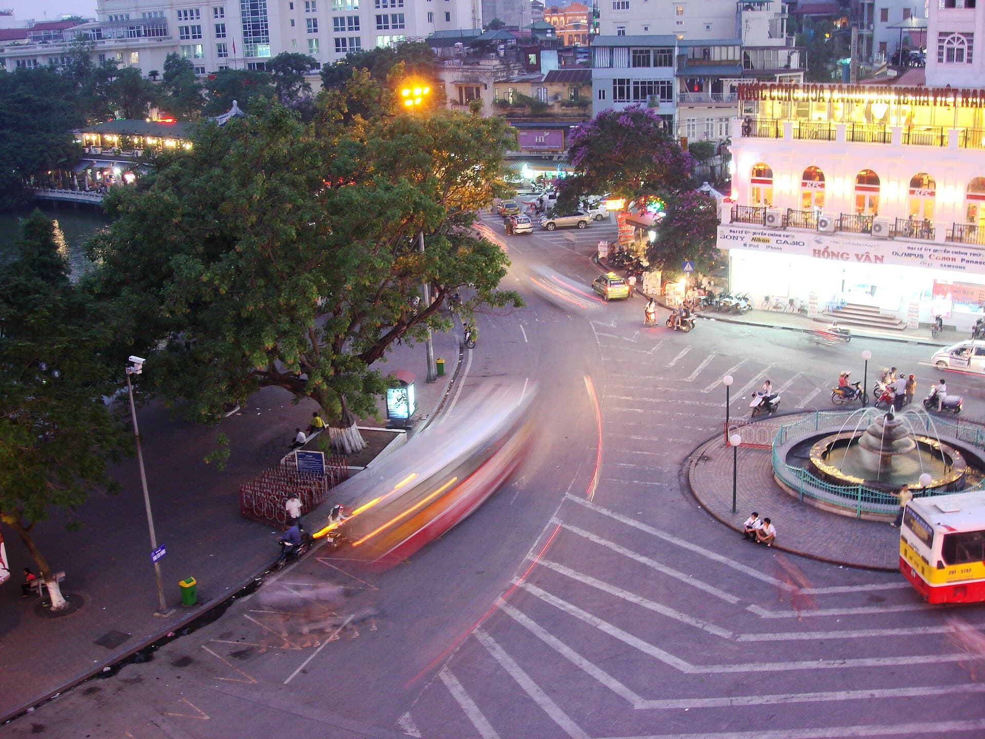 Dong Kinh Nghia Thuc Square: Where the Grid Begins