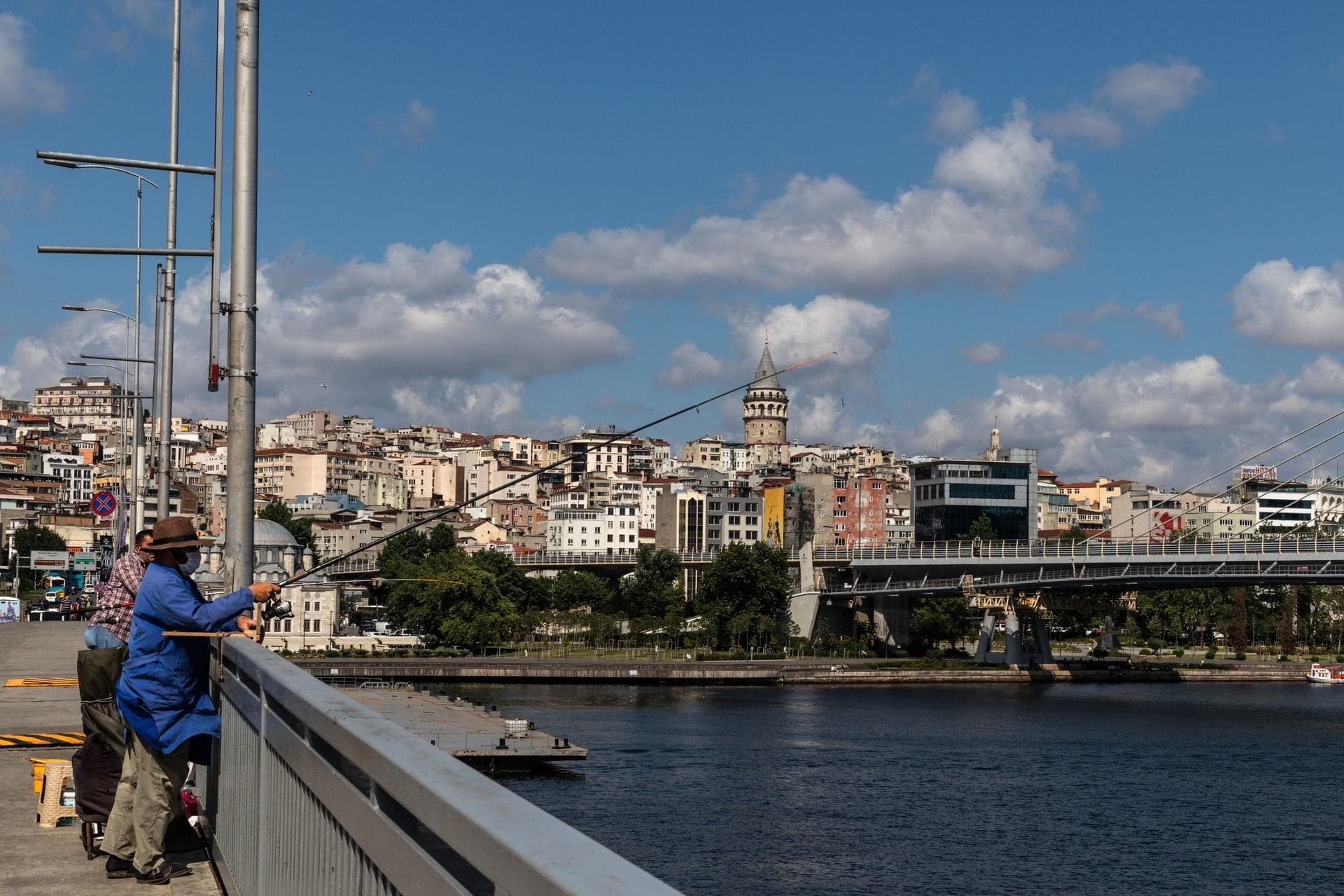 Galata Bridge: The Crossing to the Other Side