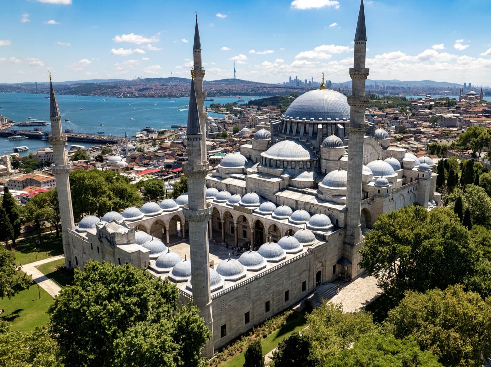 Suleymaniye Mosque: Why Sinan's Masterpiece Was Paid For by the Market Below