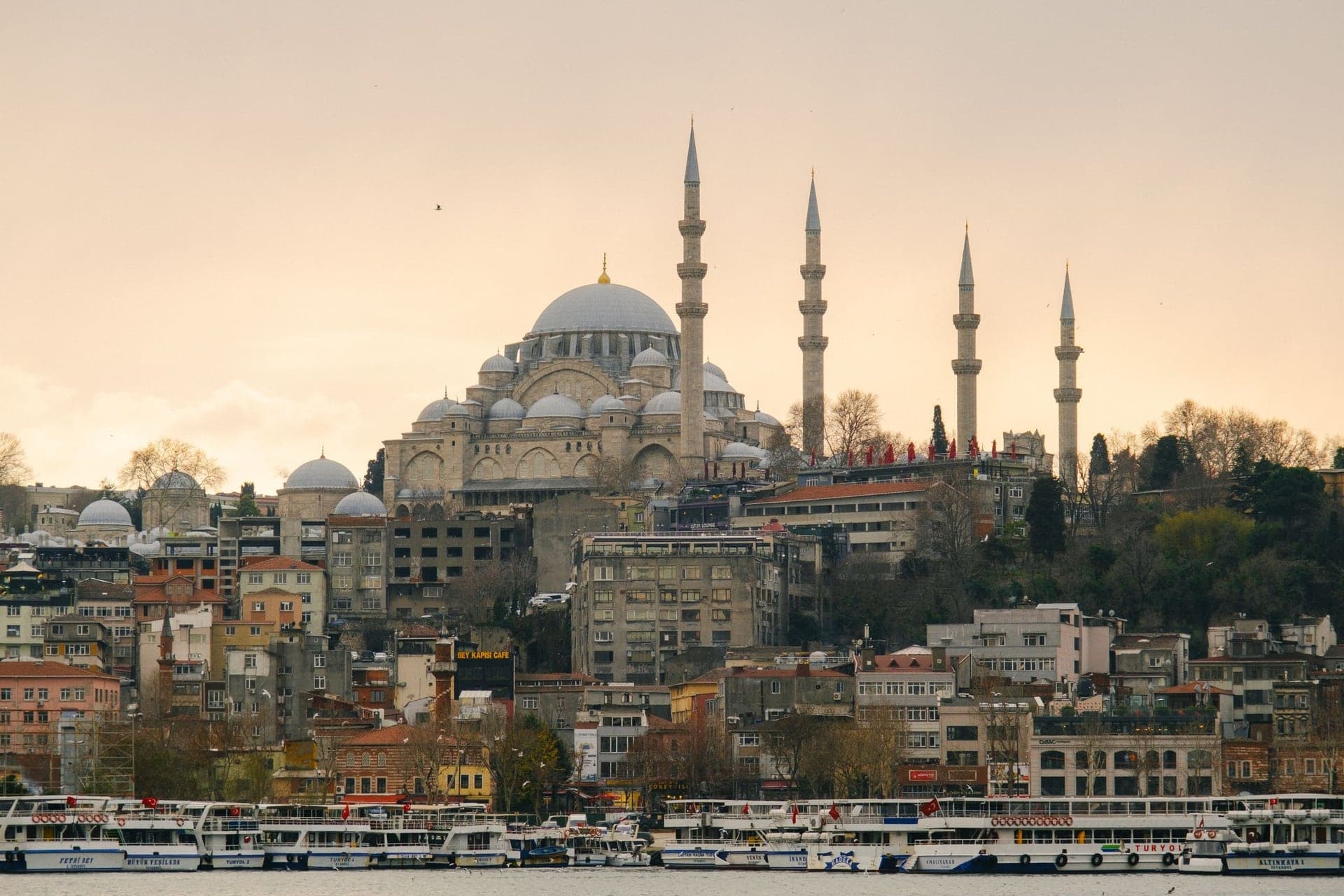 Suleymaniye Mosque: Sinan's Cascade of Domes