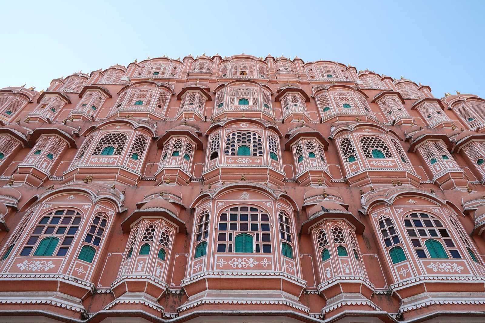 Hawa Mahal: The Honeycomb Window Onto Jaipur's Grid