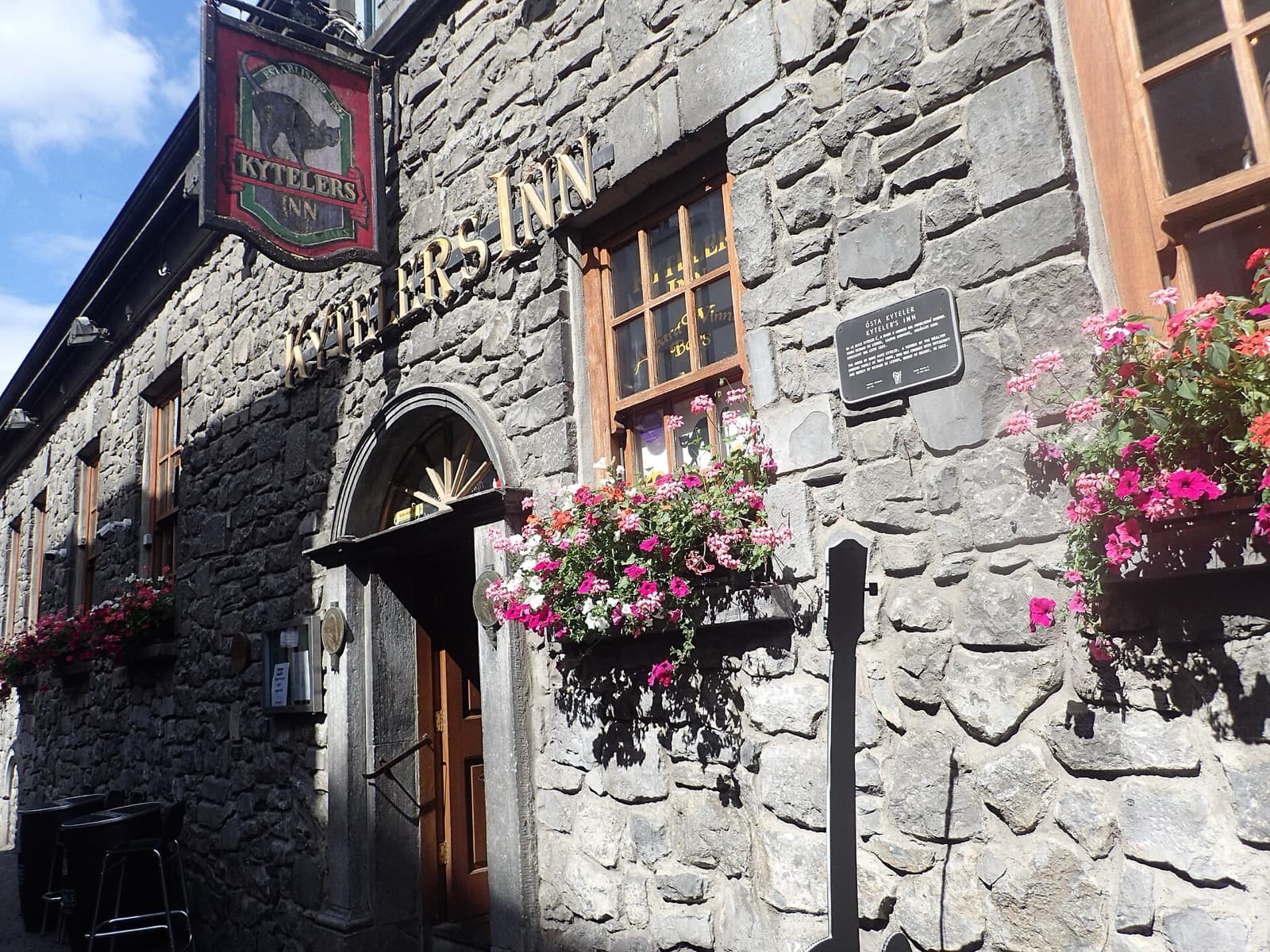 Kyteler's Inn and the Servant Who Burned in Kilkenny's Place