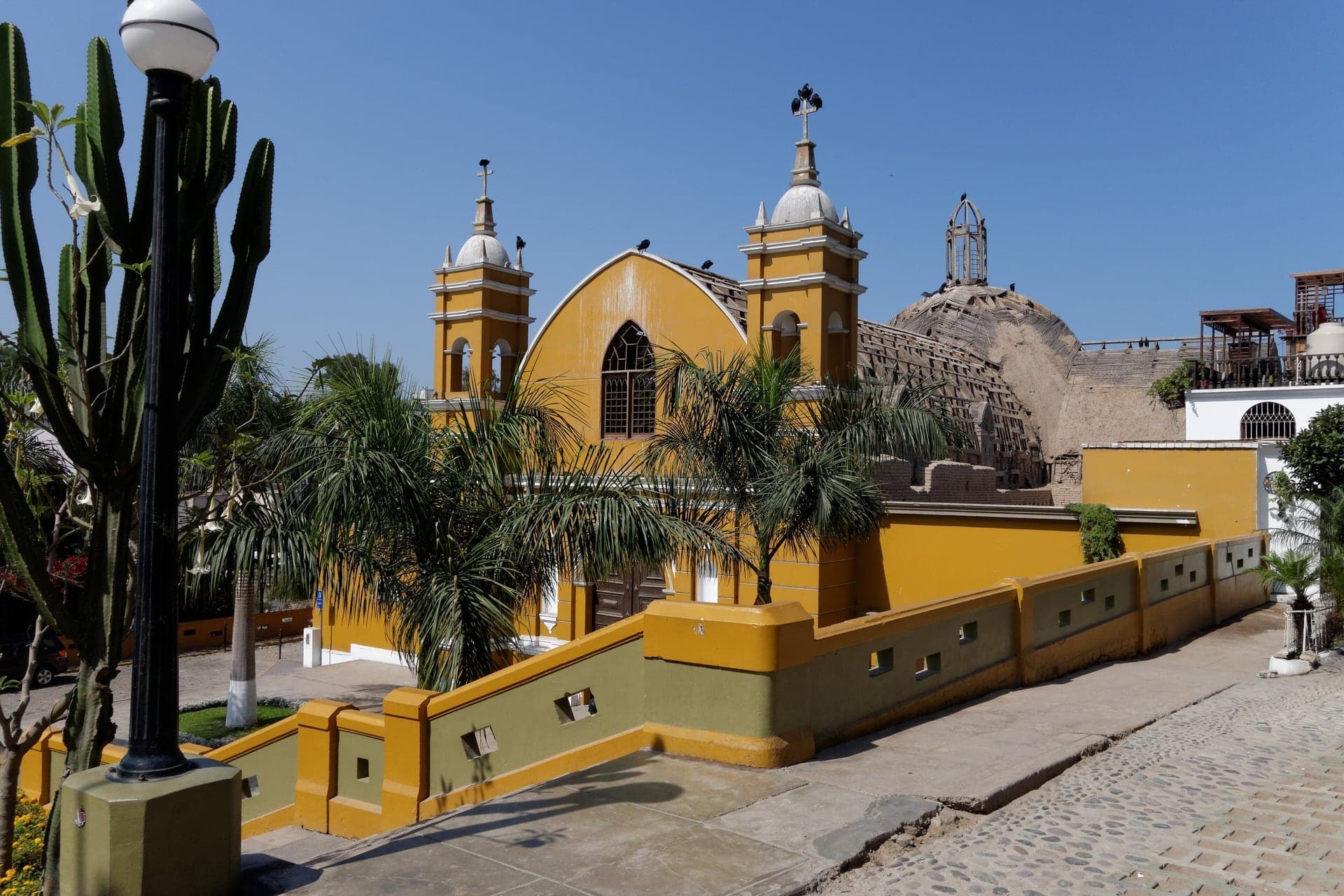 La Ermita: A Light for Lost Fishermen